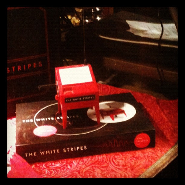 White Stripes Mini Theremin at Third Man Records in Nashville, TN | PopArtichoke